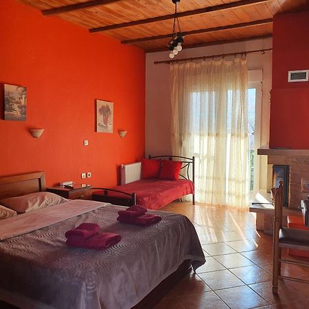 Alexandros Guesthouse Órma Esterno foto