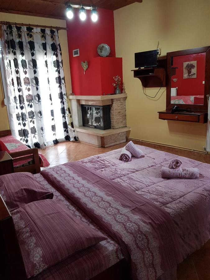 Alexandros Guesthouse Órma Esterno foto