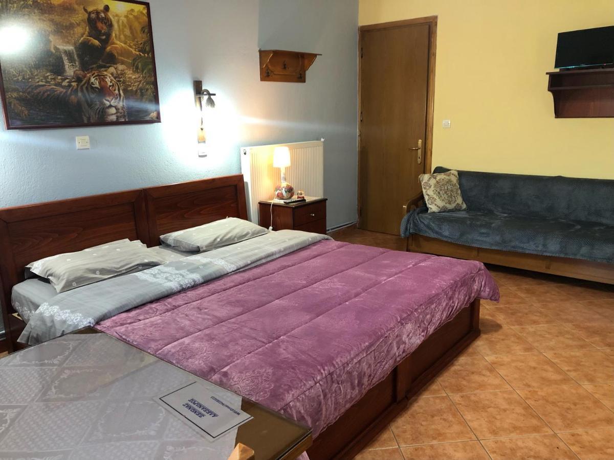 Alexandros Guesthouse Órma Esterno foto